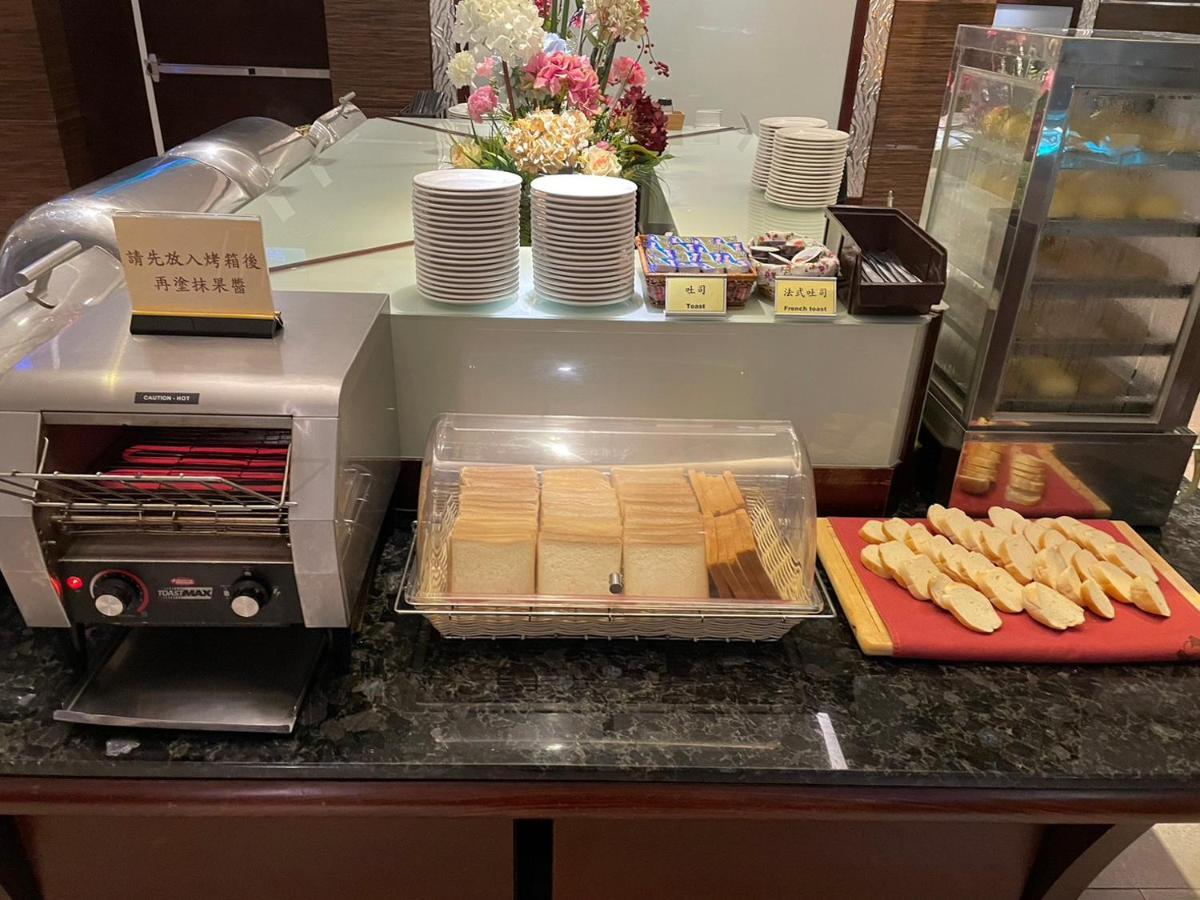 Taichung Charming City Hotel Esterno foto