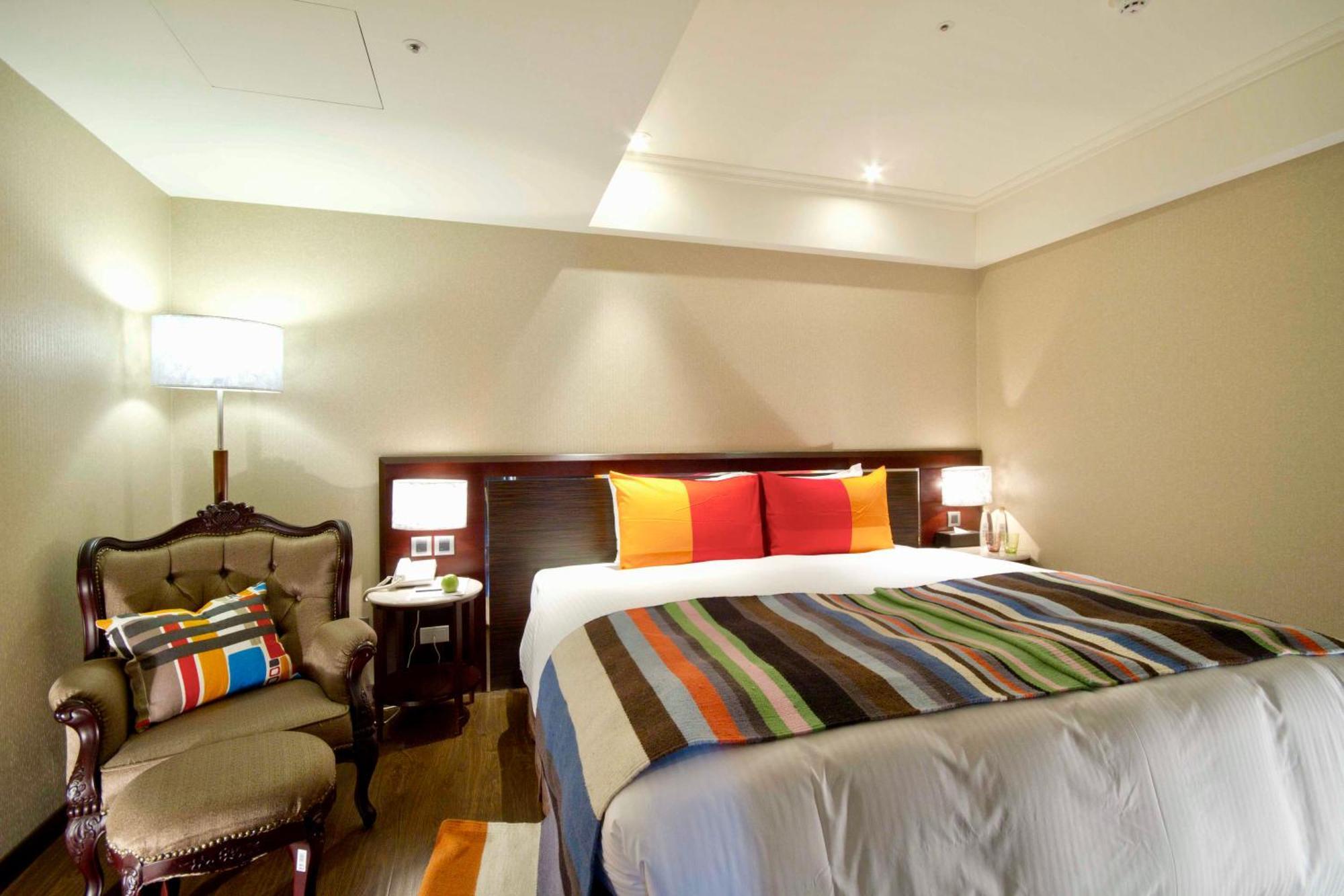 Taichung Charming City Hotel Esterno foto