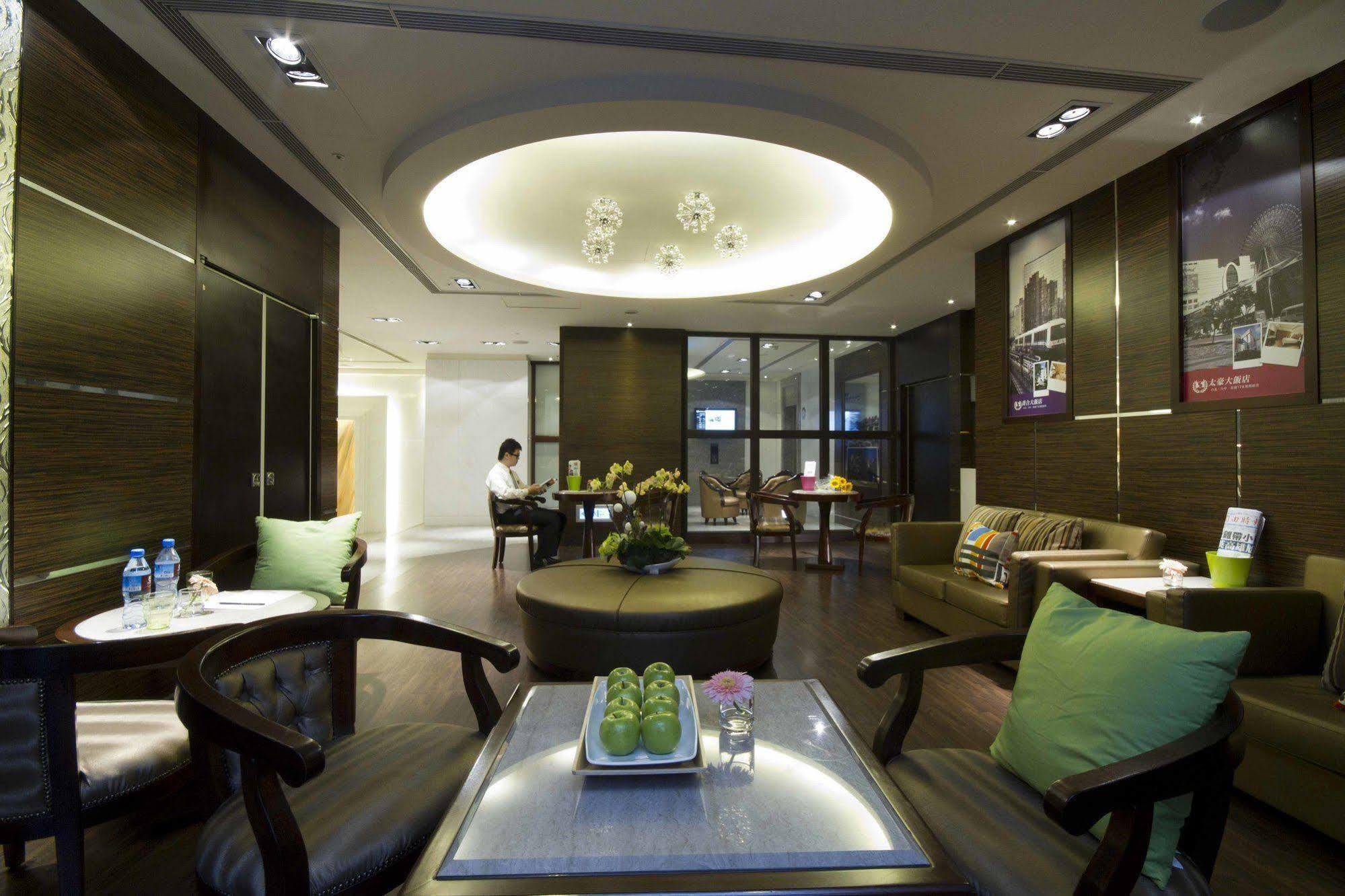 Taichung Charming City Hotel Esterno foto